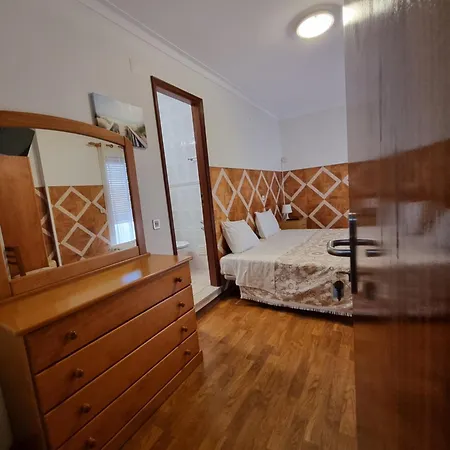 Residencia Salva-vidas Bed and breakfast Nazaré