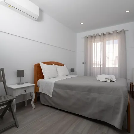 Residencia Salva-vidas Bed and breakfast *