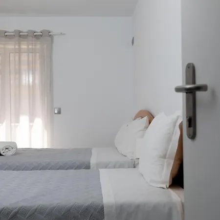 Residencia Salva-vidas 3*